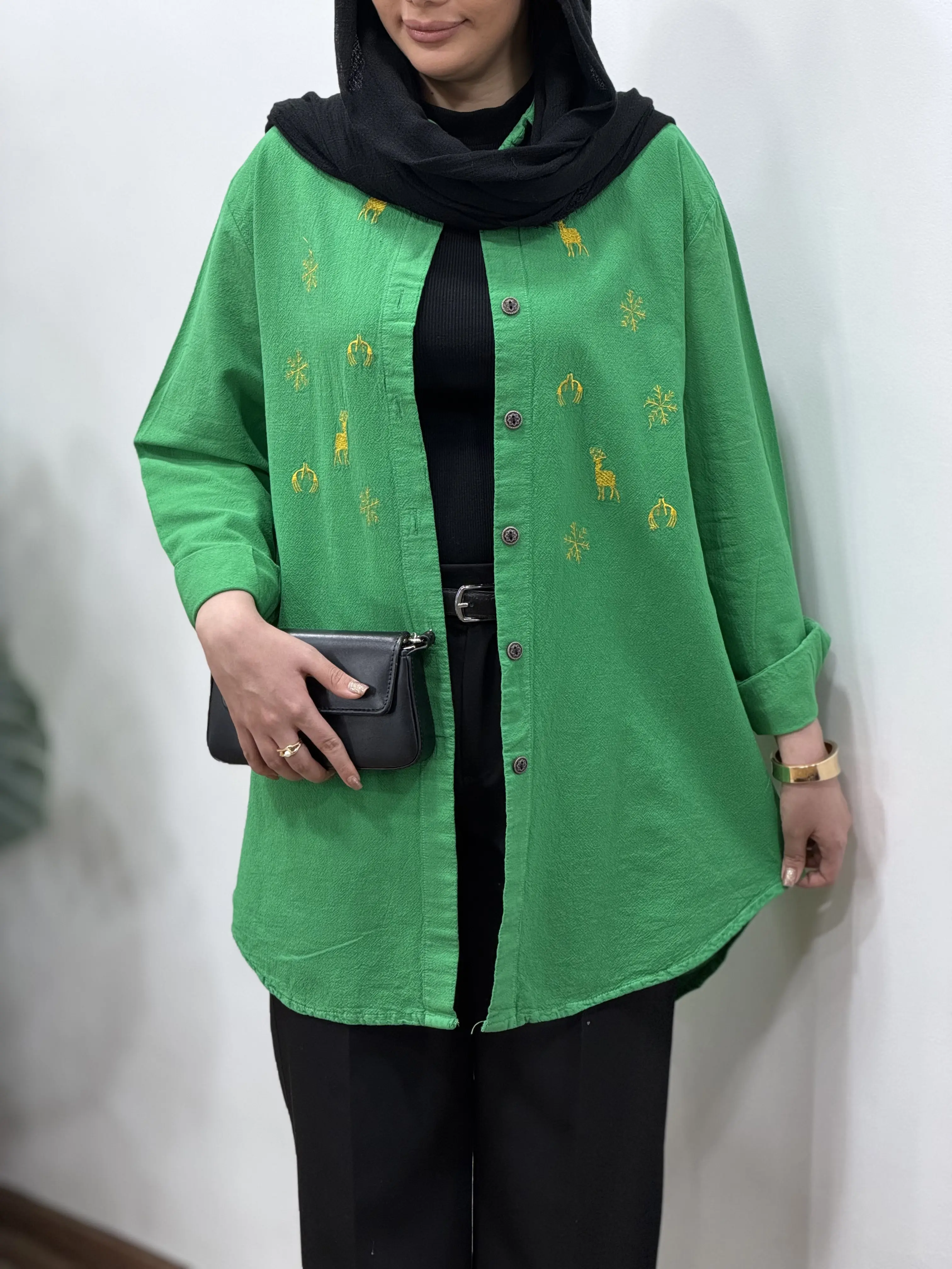 مانتو گلدوزی آوید (ایراد دار)